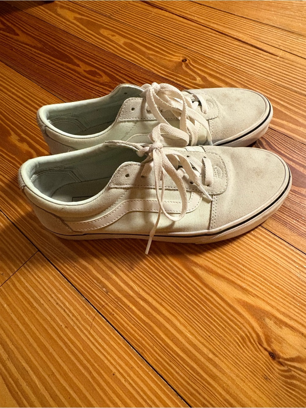 Vans Women's Low-Top Suede Sneakers in Off-White
